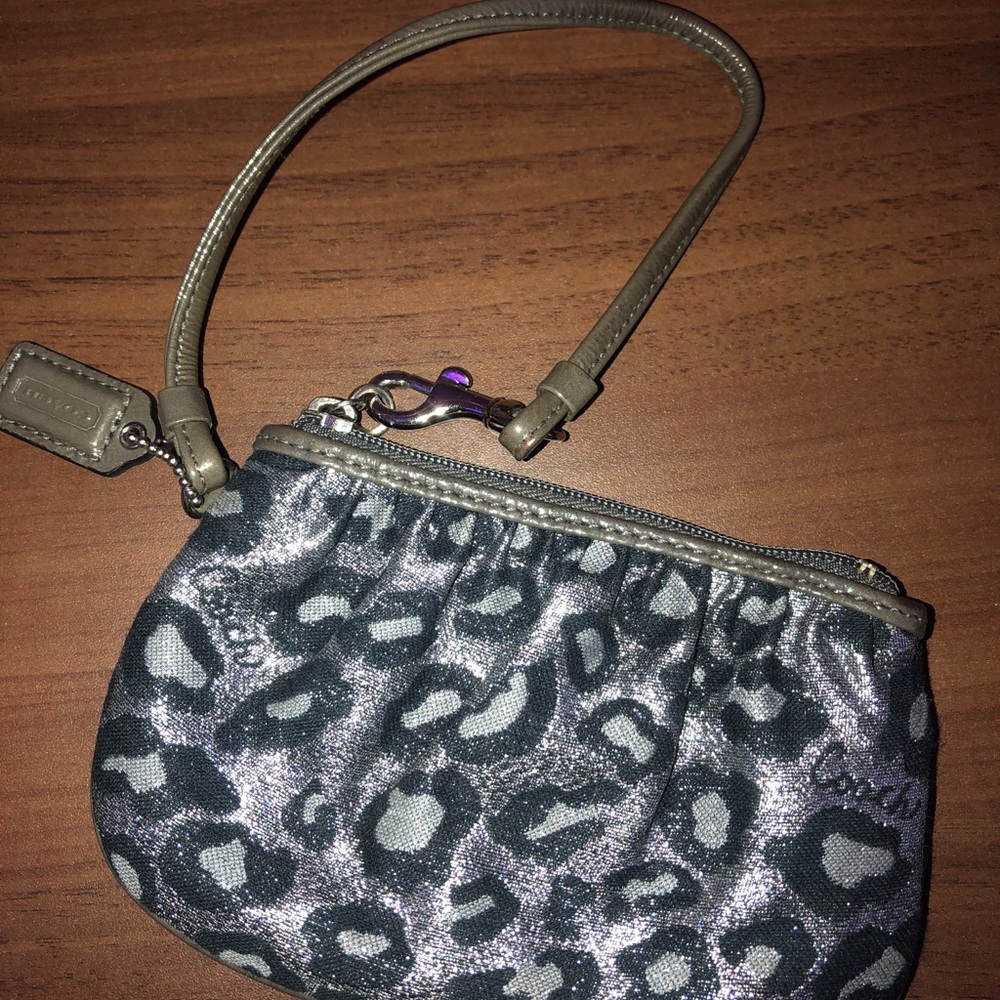 Coach hand/change wallet
